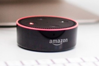 matiz suspicaz jugo Qué indica el anillo de luz de tu Amazon Echo? - Planeta Chatbot